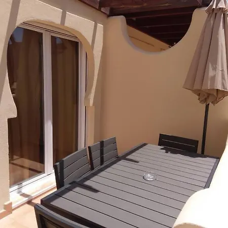 Oasis, El Sultan, Corralejo, Fuerteventura Nyaraló *
